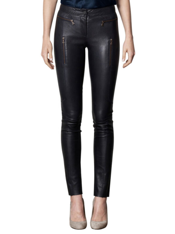 Skinny Figure-Flattering Leather Pants Front